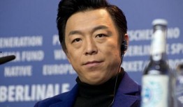 黄渤最近爆料新闻视频是真的吗,黄渤爆料新闻视频真实性揭秘